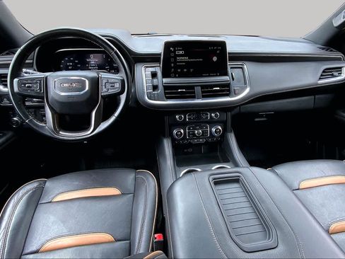 Used 2024 GMC Yukon XL AT4 w/ AT4 Premium Plus Package AWD/4WD image 30