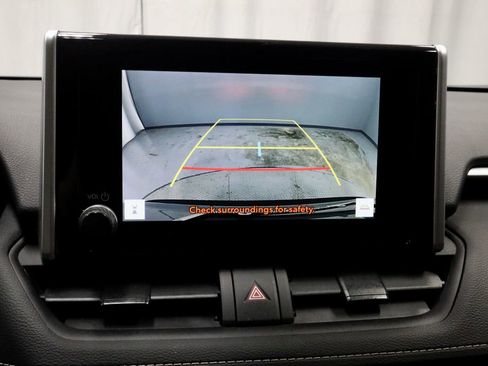 Used 2025 Toyota RAV4 XLE image 2