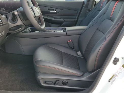 New 2026 Nissan Sentra SR FWD image 6