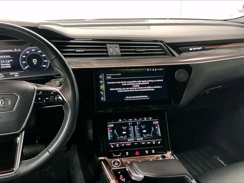 Certified 2024 Audi Q8 e-tron Prestige w/ Prestige Package image 9