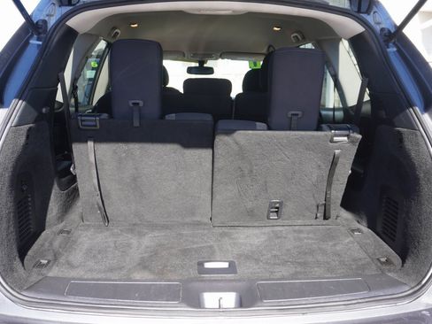 Used 2020 Nissan Pathfinder SV image 25