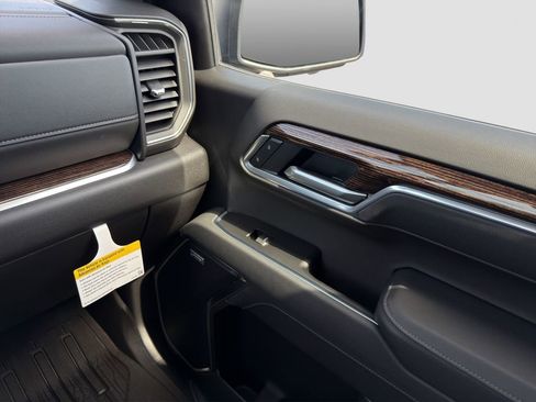 New 2026 GMC Sierra 1500 Elevation w/ Elevation Premium Package image 26