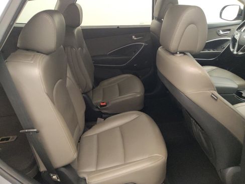 Used 2019 Hyundai Santa Fe XL image 19