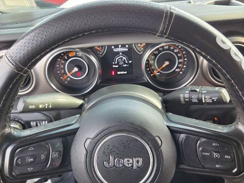 Used 2020 Jeep Wrangler Unlimited Sport AWD/4WD image 22