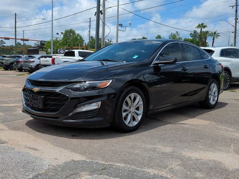 Used 2024 Chevrolet Malibu LT FWD image 2