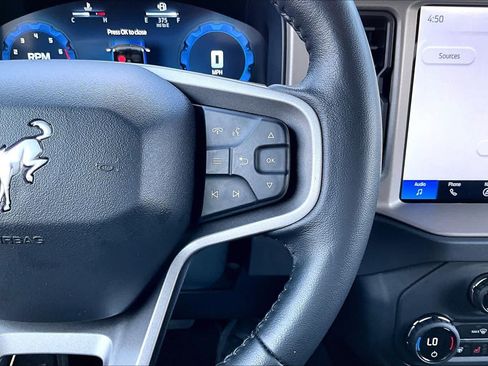 Certified 2025 Ford Bronco Outer Banks AWD/4WD image 25