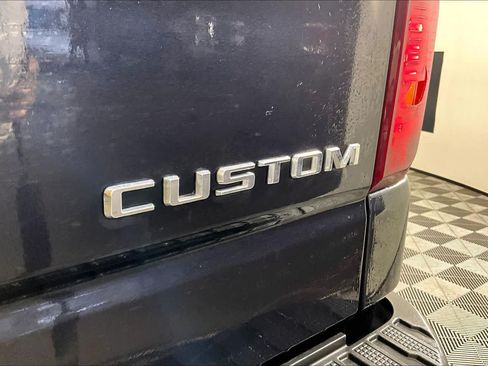 Certified 2022 Chevrolet Silverado 1500 Custom RWD image 10