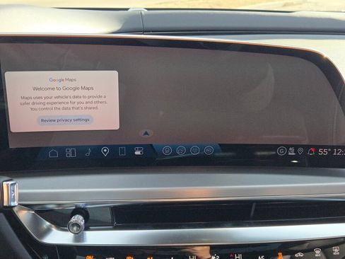 New 2026 Cadillac Lyriq Signature Sport AWD/4WD image 25