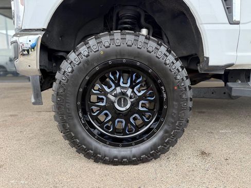 Used 2024 Ford F350 Lariat AWD/4WD image 18