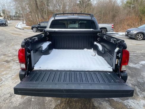 Used 2021 Toyota Tacoma SR5 image 24