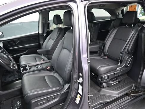 Certified 2024 Honda Odyssey EX-L image 17