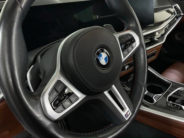 Used 2023 BMW X7 M60i w/ Executive Package AWD/4WD image 25