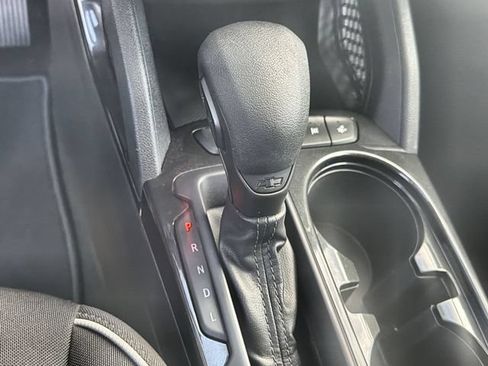 Used 2023 Chevrolet TrailBlazer LT FWD image 15