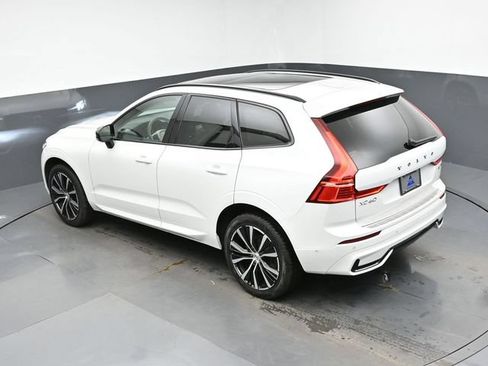 Used 2024 Volvo XC60 B5 Plus w/ Protection Package Premier AWD/4WD image 20