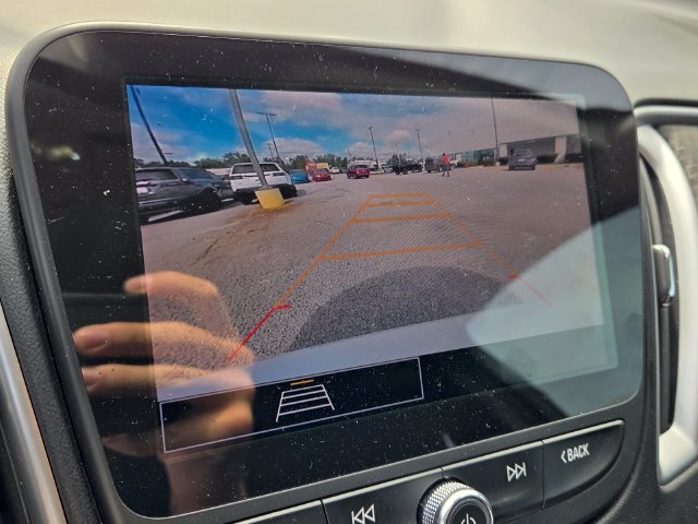 Used 2023 Chevrolet Malibu LS FWD image 20