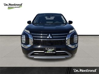 New 2025 Mitsubishi Outlander SE video 2