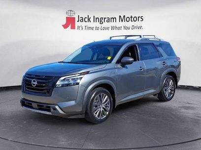 Certified 2024 Nissan Pathfinder SL w/ SL Premium Package