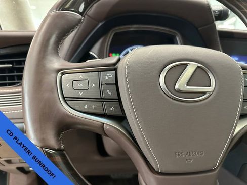 Used 2019 Lexus LS 500 w/ Interior Upgrade Package RWD image 19