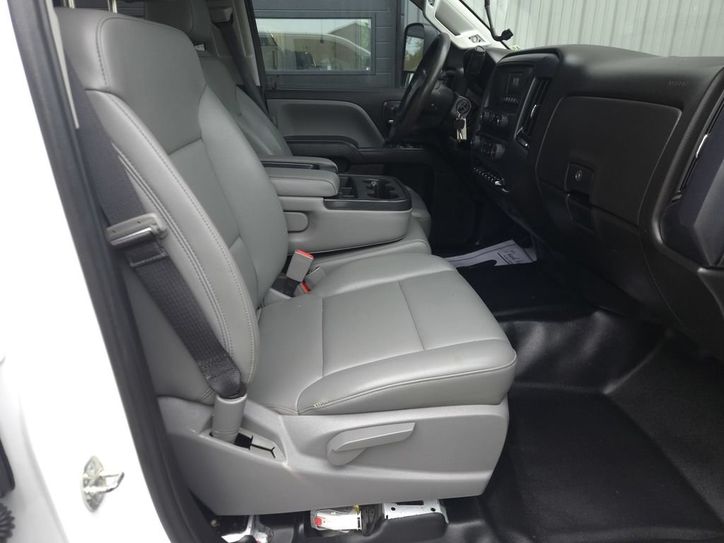 Used 2017 Chevrolet Silverado 2500 W/T AWD/4WD image 19
