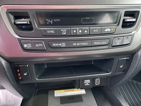 Used 2022 Honda Pilot Special Edition image 18