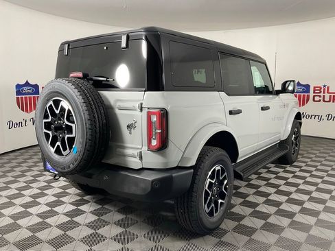 New 2026 Ford Bronco Outer Banks AWD/4WD image 3