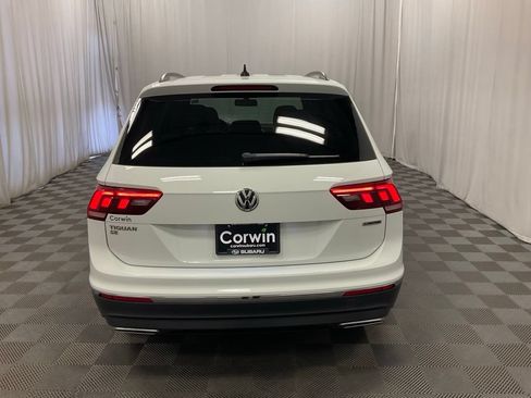 Used 2021 Volkswagen Tiguan SE w/ Panoramic Sunroof Package AWD/4WD image 5