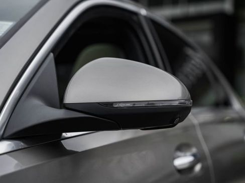 Used 2023 Mercedes-Benz C 300 4MATIC Sedan image 15