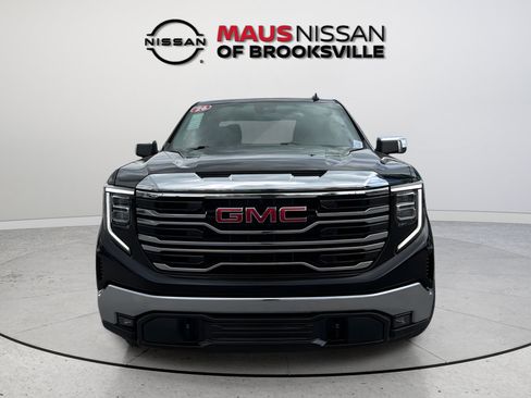 Used 2026 GMC Sierra 1500 SLT AWD/4WD image 3
