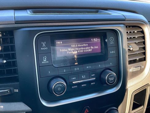 Used 2018 RAM 3500 Tradesman w/ Chrome Appearance Group image 25