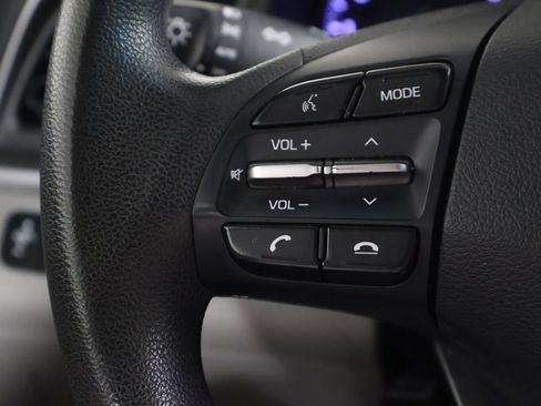 Used 2020 Hyundai Elantra SEL FWD image 33