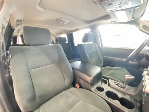 Used 2022 Toyota Sequoia TRD Sport AWD/4WD image 27