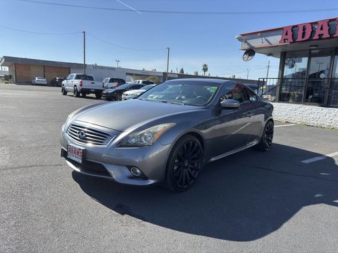 Used 2012 INFINITI G37 Journey w/ Premium Pkg image 7