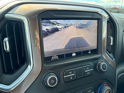 Used 2020 Chevrolet Silverado 1500 High Country AWD/4WD image 16