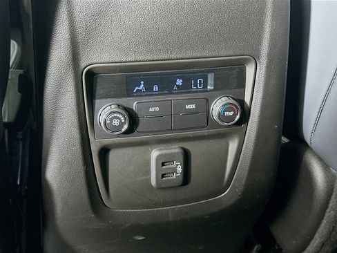 Used 2023 Buick Enclave Essence w/ Experience Buick Package FWD image 36