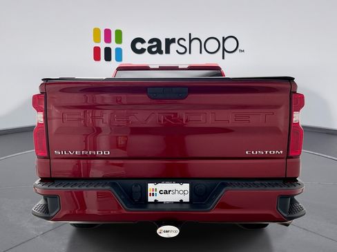 Used 2020 Chevrolet Silverado 1500 Custom w/ Custom Value Package AWD/4WD image 4