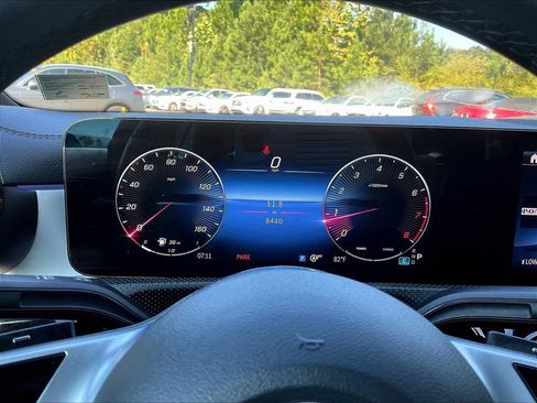 Used 2025 Mercedes-Benz CLA 250 4MATIC image 5