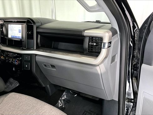 Used 2025 Ford F250 XL w/ STX Appearance Package AWD/4WD image 16