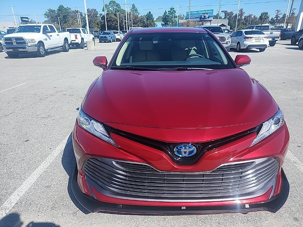 Used 2020 Toyota Camry XLE FWD image 17