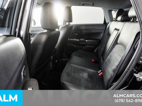 Used 2024 Mitsubishi Outlander Sport SE image 17