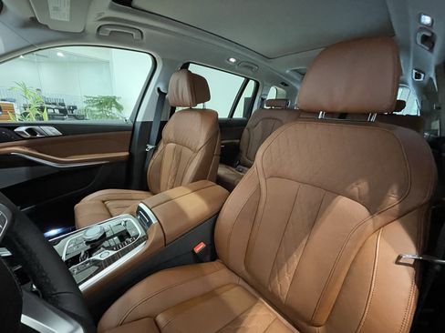 New 2026 BMW X7 xDrive40i w/ Executive Package image 9
