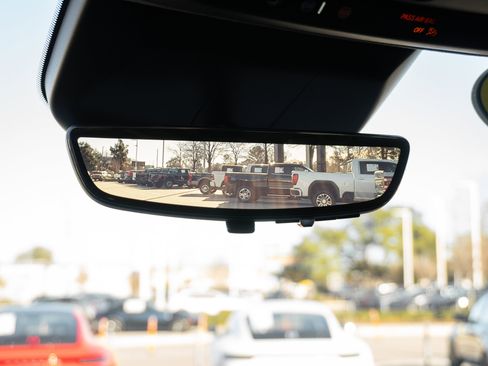 Used 2023 Cadillac Escalade V w/ LPO, ONYX Package image 26