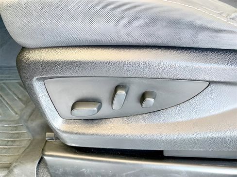 Used 2019 Chevrolet Silverado 1500 LT w/ LPO, Black Pack image 40