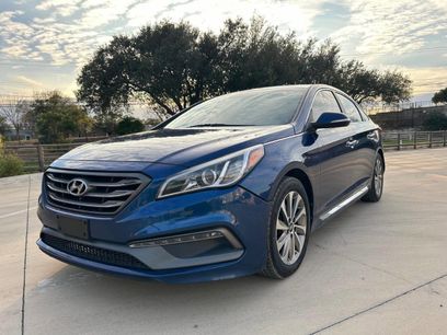 Used 2017 Hyundai Sonata Sport w/ Value Edition Package 02