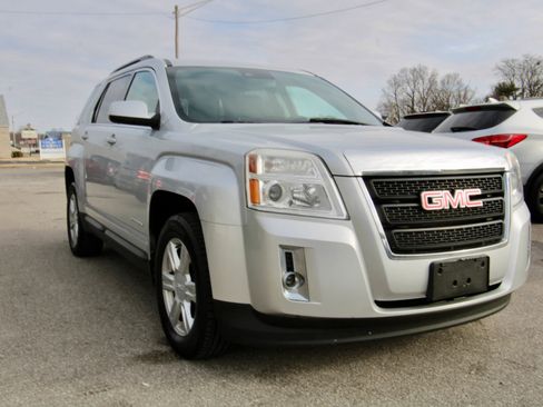 Used 2015 GMC Terrain SLE w/ Safety Package image 8
