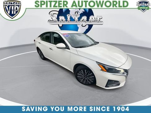 Used 2023 Nissan Altima 2.5 SV AWD/4WD image 2