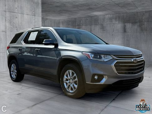 Used 2020 Chevrolet Traverse LT FWD image 9