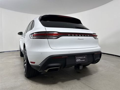 Certified 2025 Porsche Macan image 20