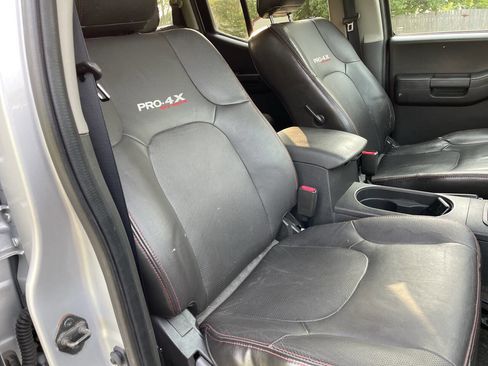 Used 2012 Nissan Xterra PRO-4X w/ Pro-4x Leather Pkg image 23