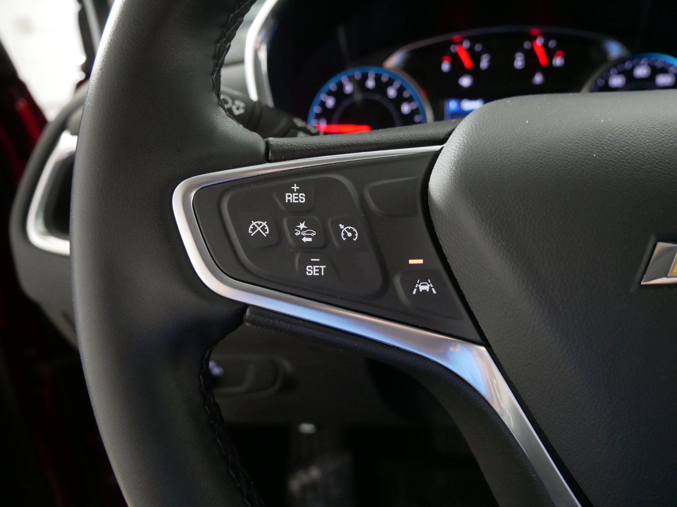 Used 2023 Chevrolet Equinox LT FWD image 27