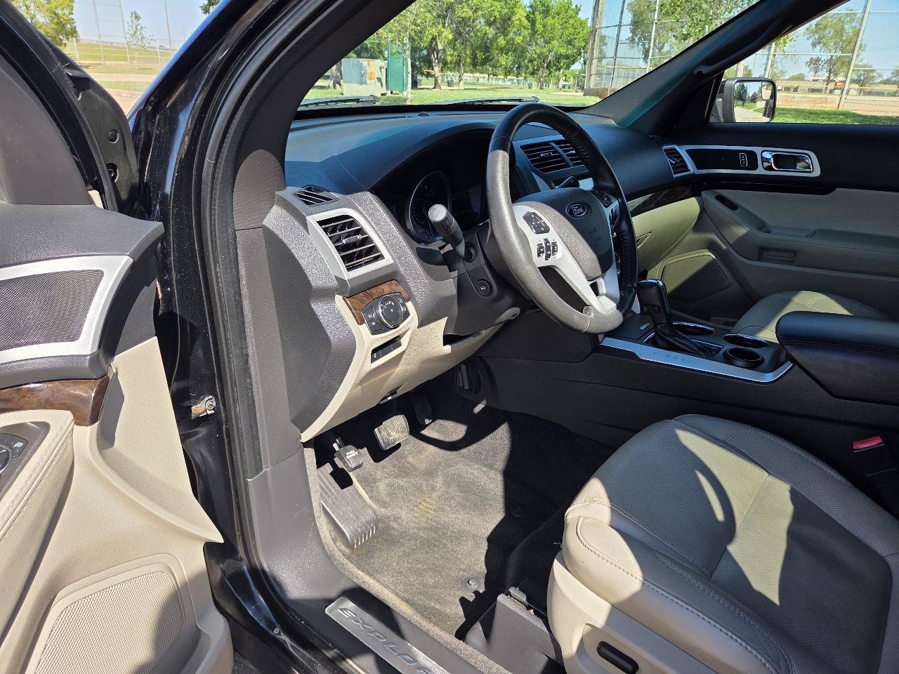 Used 2012 Ford Explorer Limited FWD image 14